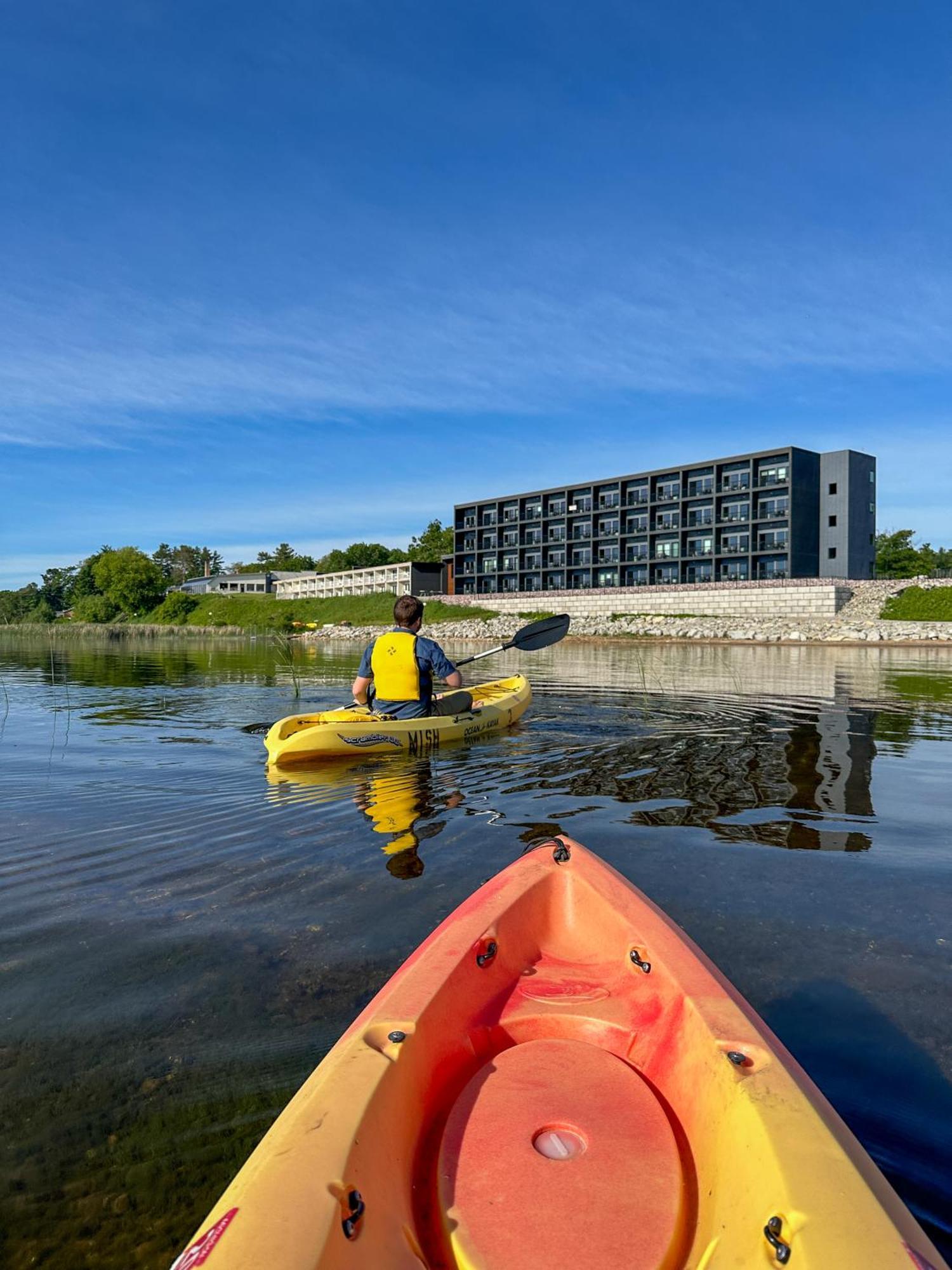 Hotel Terrace Bay - Lakefront